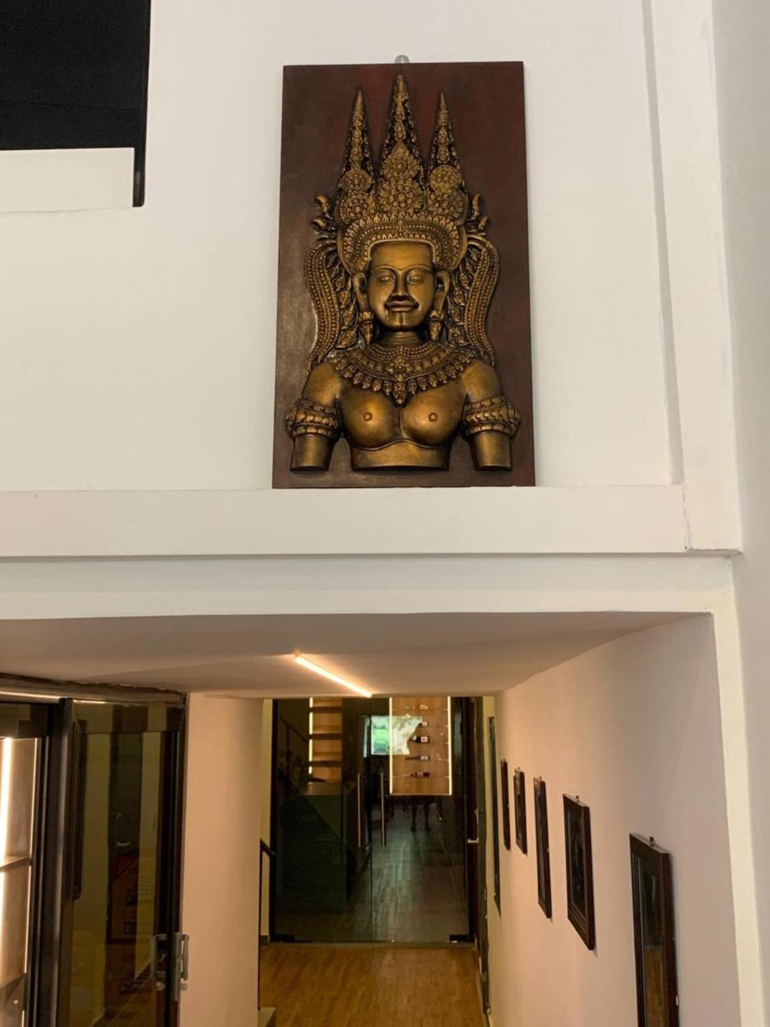 Suite Home Boutique Hotel Phnom Penh Exterior photo