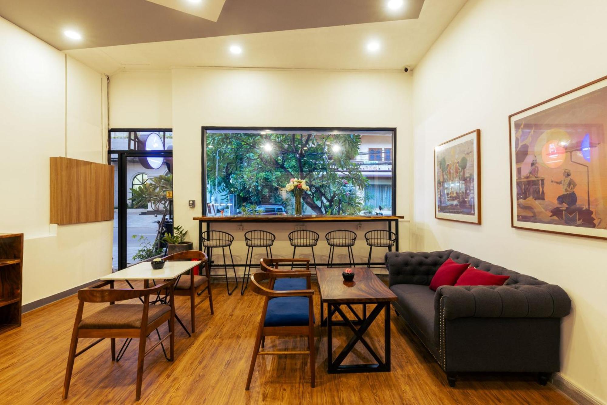 Suite Home Boutique Hotel Phnom Penh Exterior photo