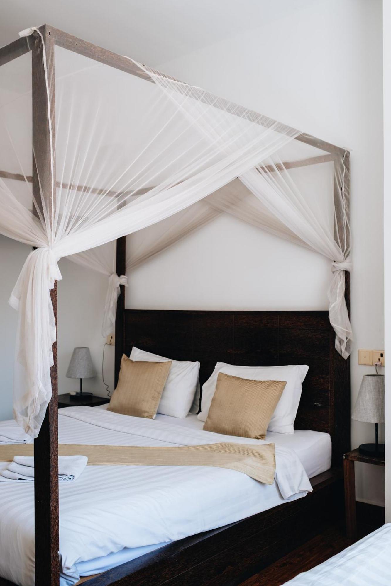 Suite Home Boutique Hotel Phnom Penh Exterior photo